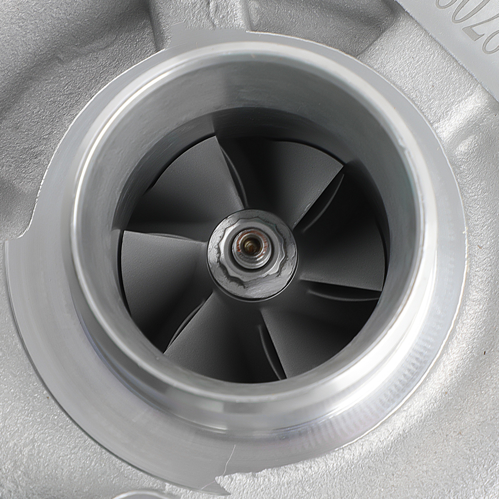 Turbocompresor 03g145702k for VW Passat B6 Audi A4 A6 2.0 TDI 103kw 758219-4