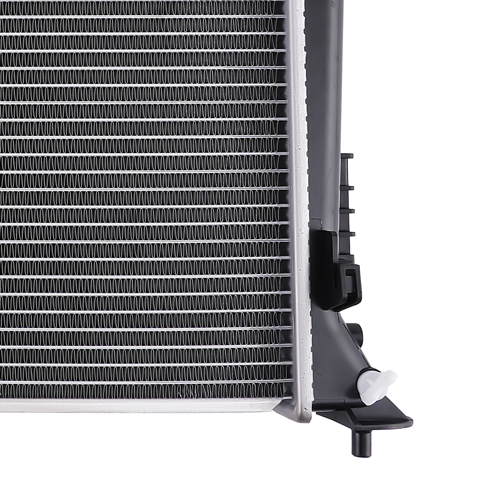 Aluminum Radiator for Hyundai Tucson 2.0L 2.4L 2016-2021 8013576 Replacement