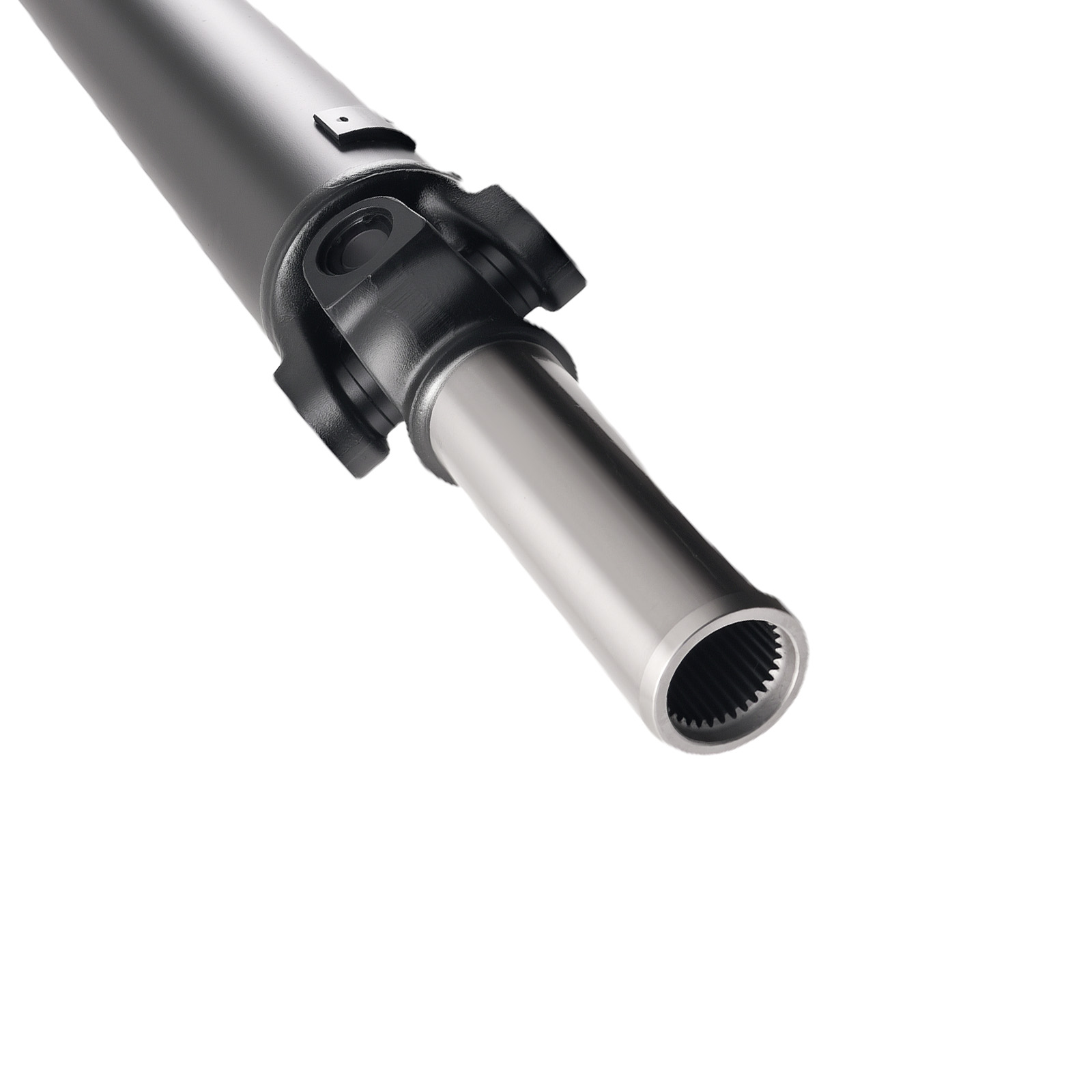 Driveshaft Rear 1905mm for Chevy GMC Silverado Sierra 1500 2001-2003 4WD 65-9371