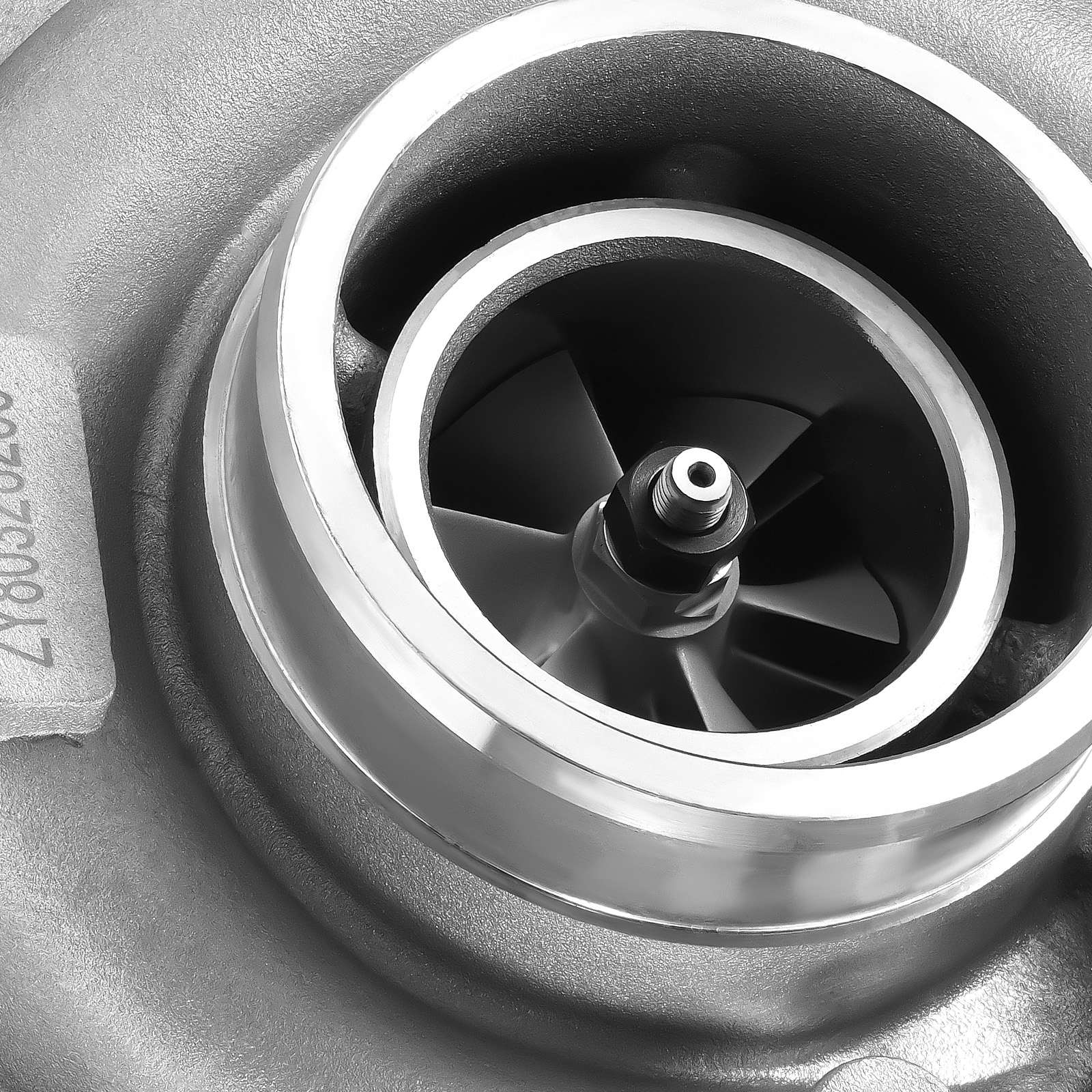 Turbocharger for Navistar DT466 Engine DT466,DT466E,DT408P,DT466P,I530E oil cold