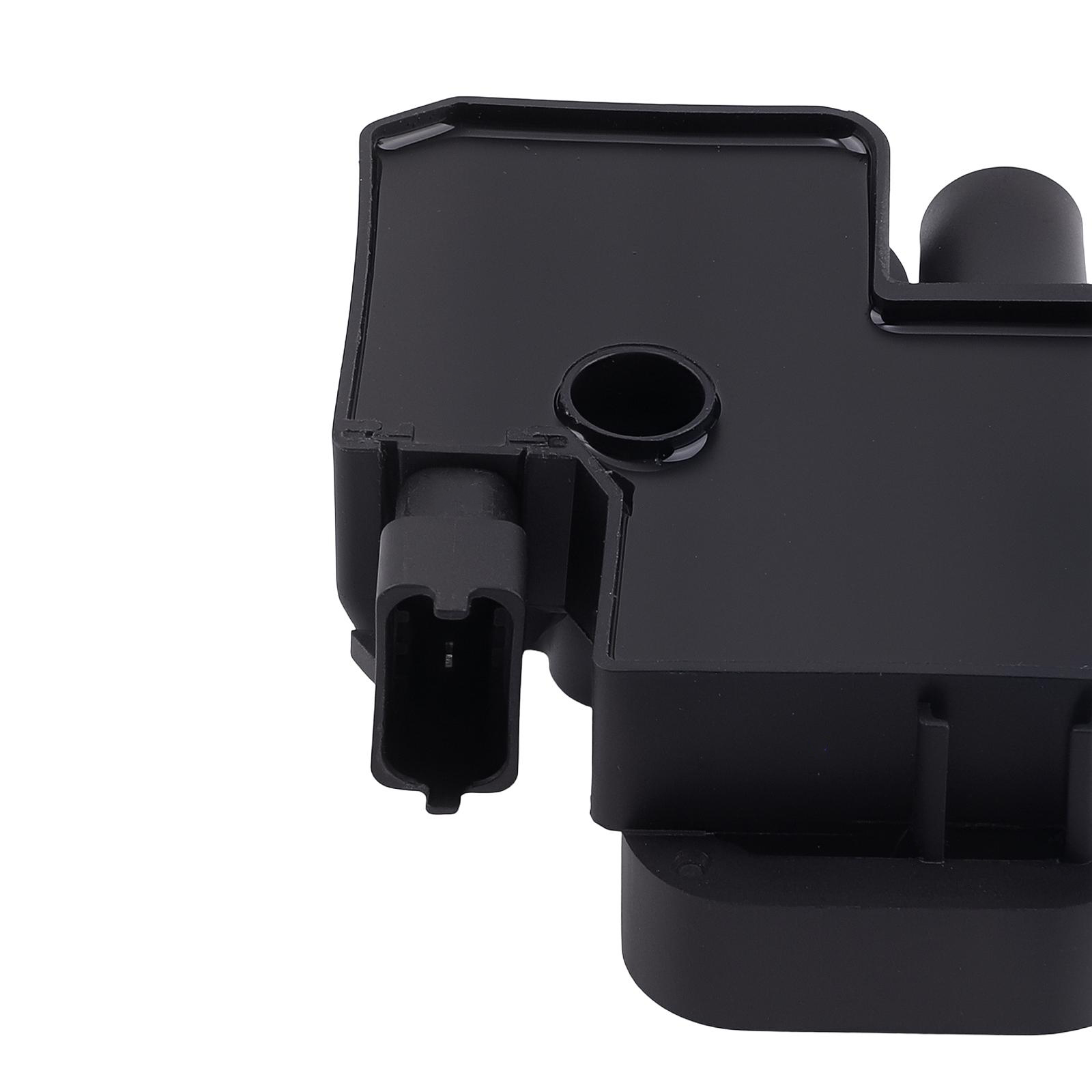 Zündspule for Mercedes CLK C209 240 320 500 2002-2006 A0001587803 12V