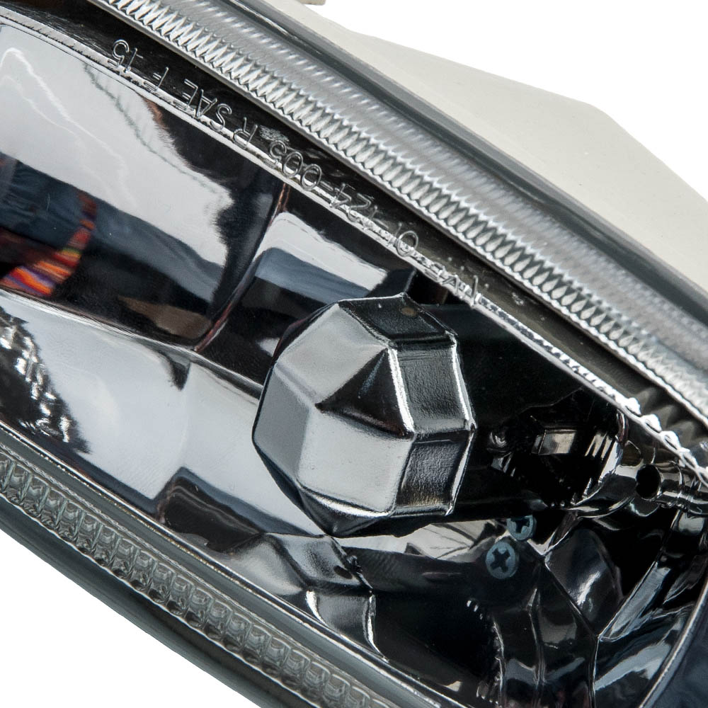 Right Side Front Bumper Glass Fog Lights Assembly For Toyota Corolla 2001-2002