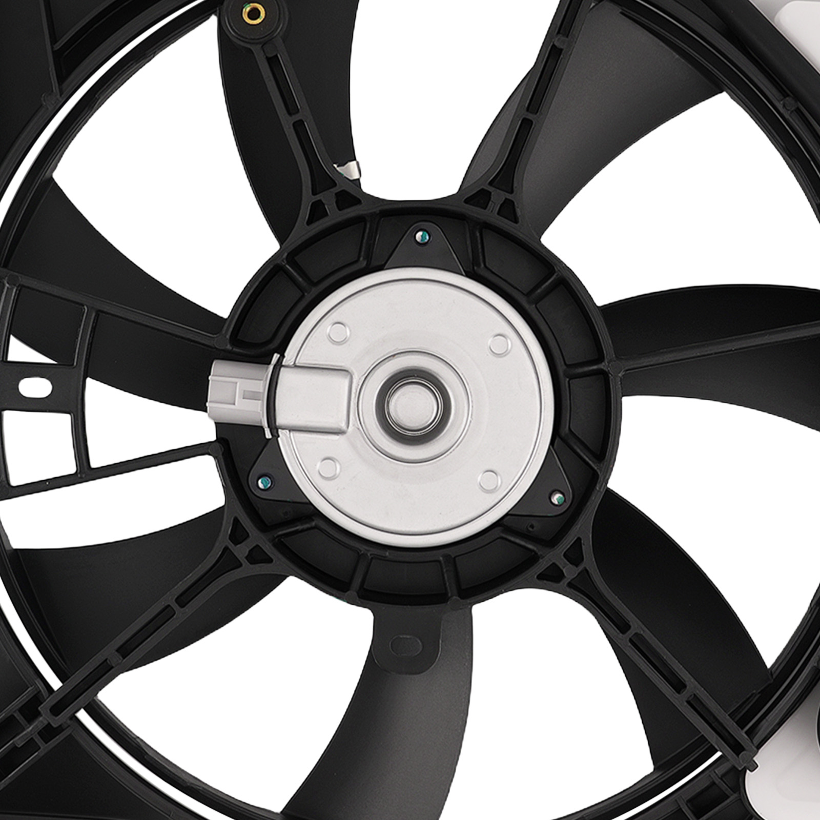 Cooling Fan 600W 7-Blade for Toyota Yaris/Scion xD 2008-2014 1671121110 2-Pin